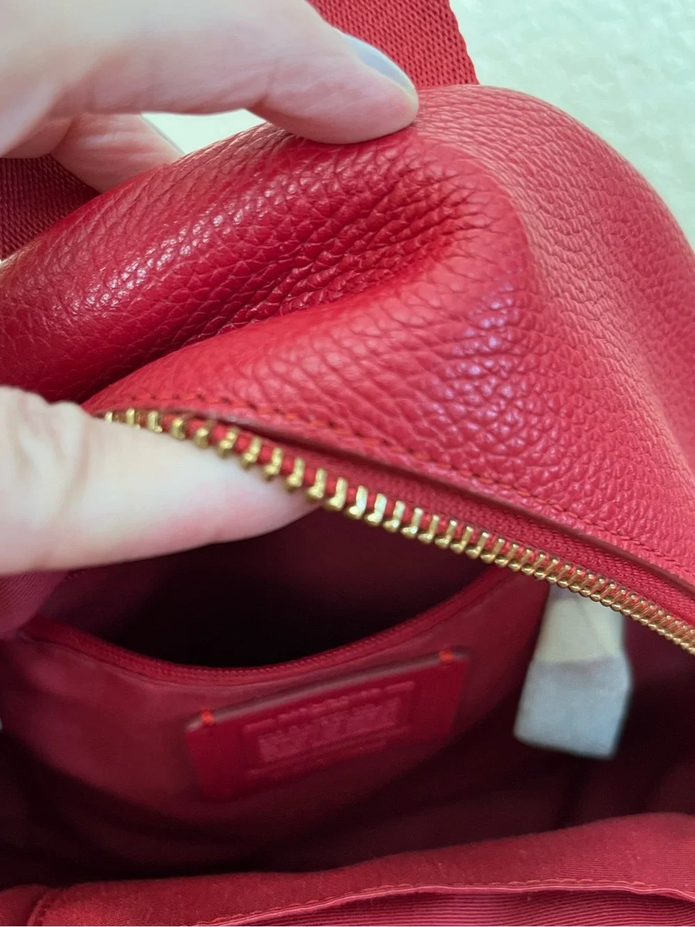 Coach F38263 Mini Charlie Backpack bright red - Picture 14 of 14